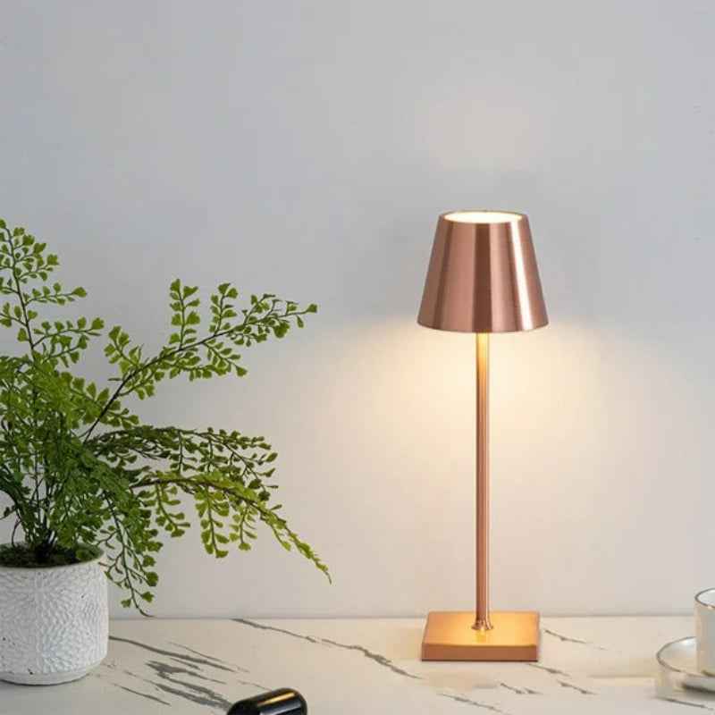 Synapik Halo Table Lamp