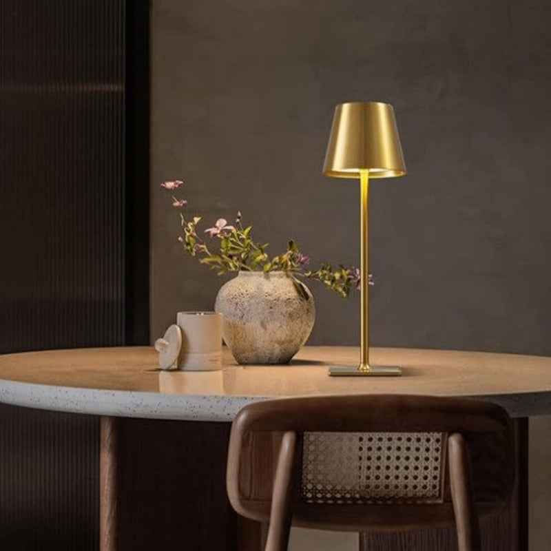 Synapik Halo Table Lamp