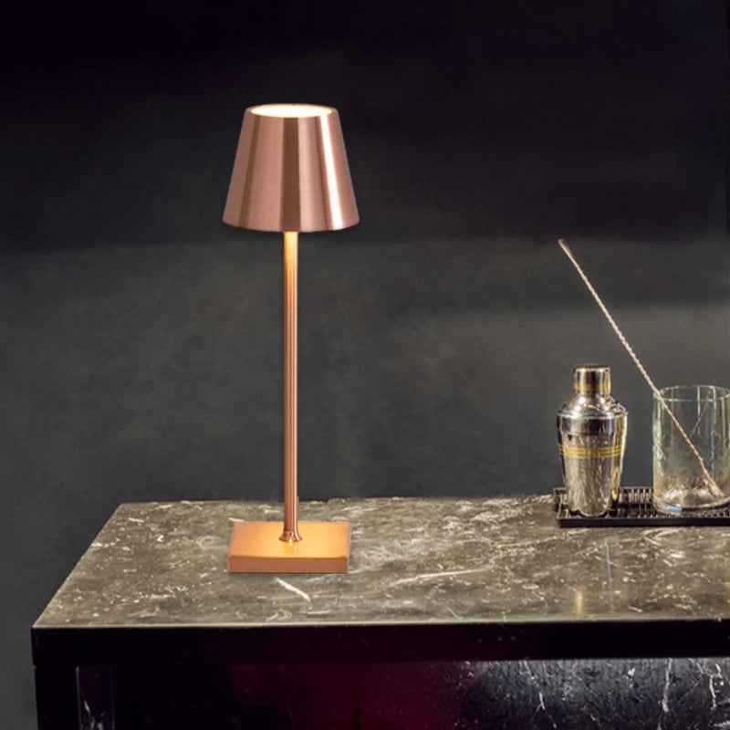 Synapik Halo Table Lamp