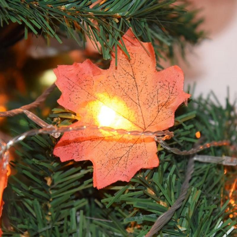 Synapik Maple String Lights