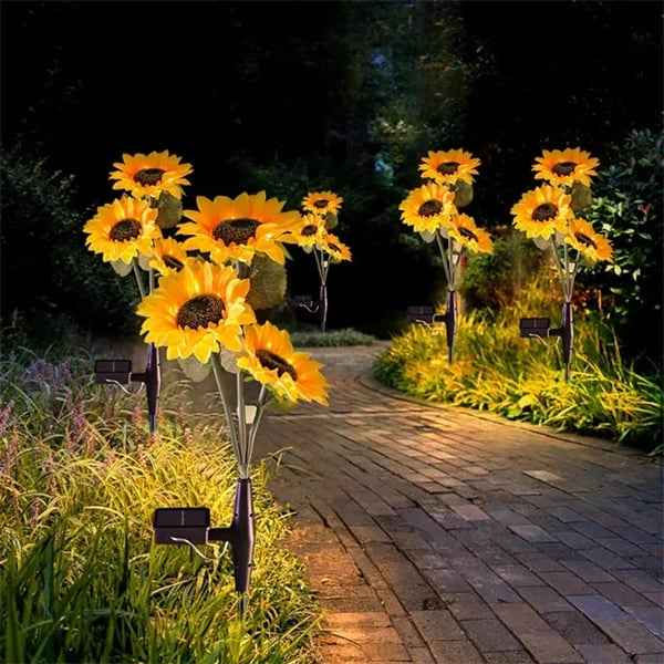 Synapik Waterproof Solar Sunflower Light
