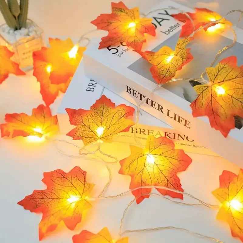 Synapik Maple String Lights