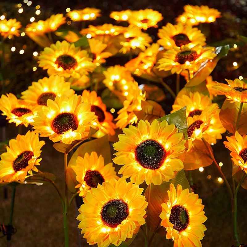 Synapik Waterproof Solar Sunflower Light