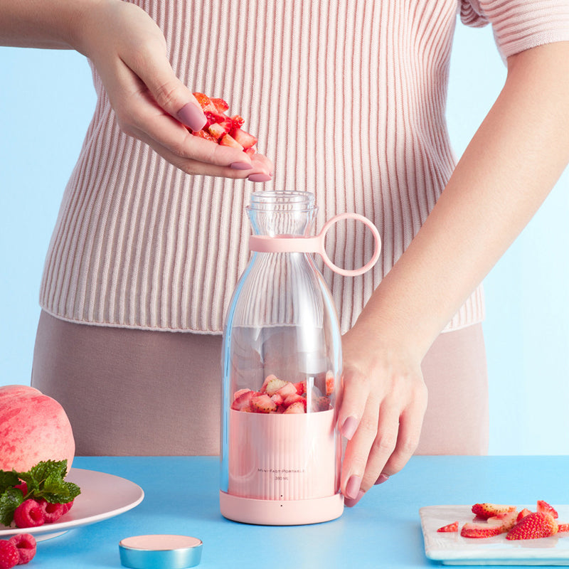 Synapik Portable Blender for Fresh Juice – Your Ultimate On-the-Go Juicing Solution