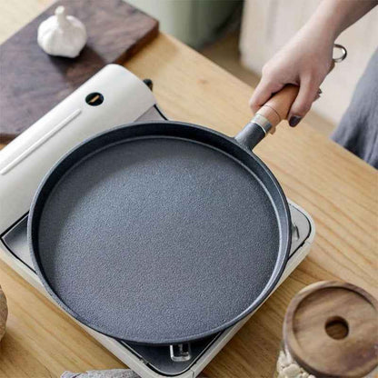 Synapik Non-Stick Cast Iron Frying Pans for Effortless Cooking